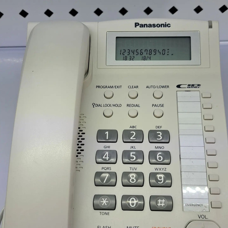 پاناسونیک رومیزی استوک مدل ۸۸۰ حافظه دار