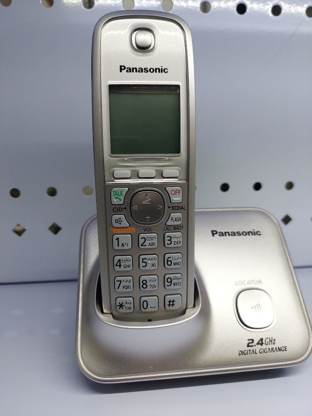 تلفن پاناسونیک بی سیم مدل ۳۷۱۱ نقرهای