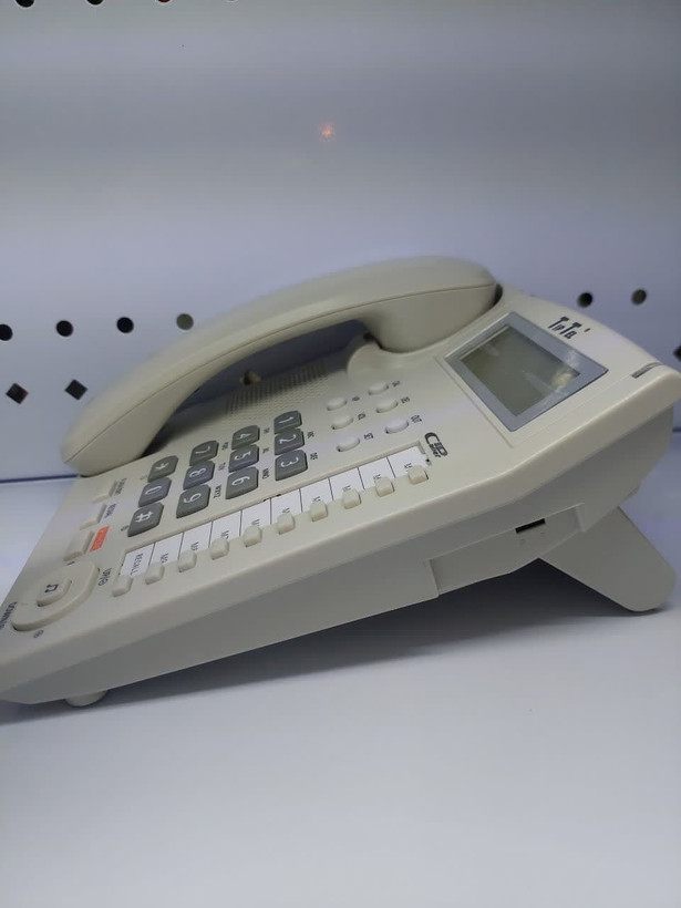 تلفن رومیزی تیپ تل7750