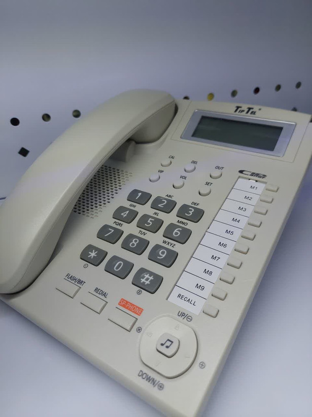 تلفن رومیزی تیپ تل7750