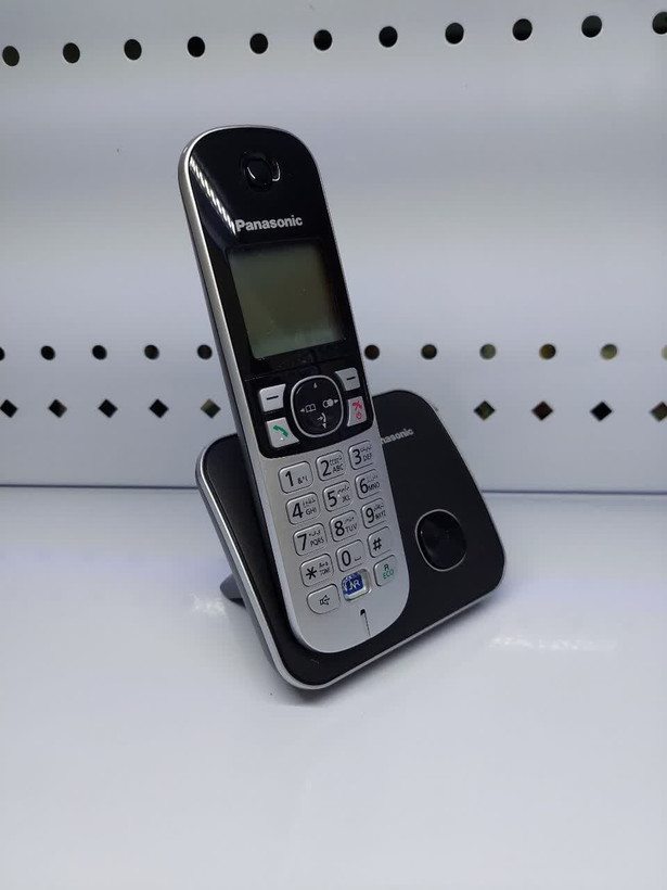 تلفن بی سیم پاناسونیک مدل 6811 مجهز به منوی فارسی