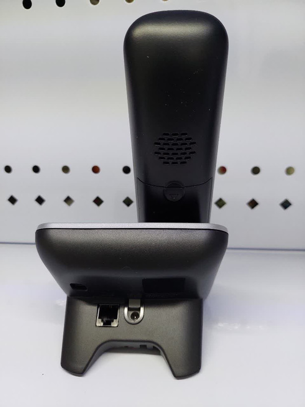 تلفن بی سیم پاناسونیک مدل 6811 مجهز به منوی فارسی